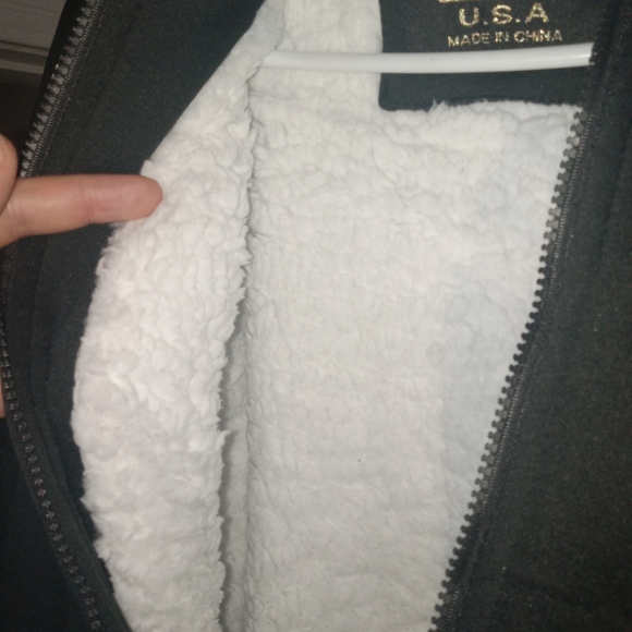 Jp USA very good quality warn furry inside hoodie